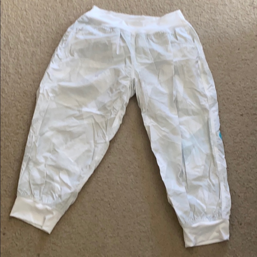 Zumba cargo capris